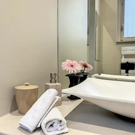 Executive - Particulier, 16 Apartman Párizs